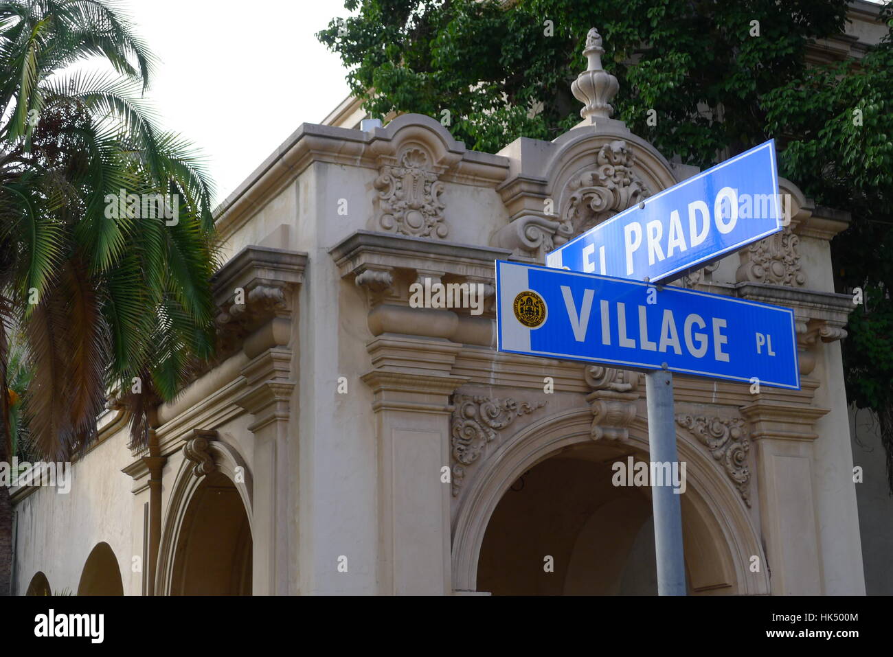 Angolo di El Prado e il Villaggio Pl in San Diego Foto Stock