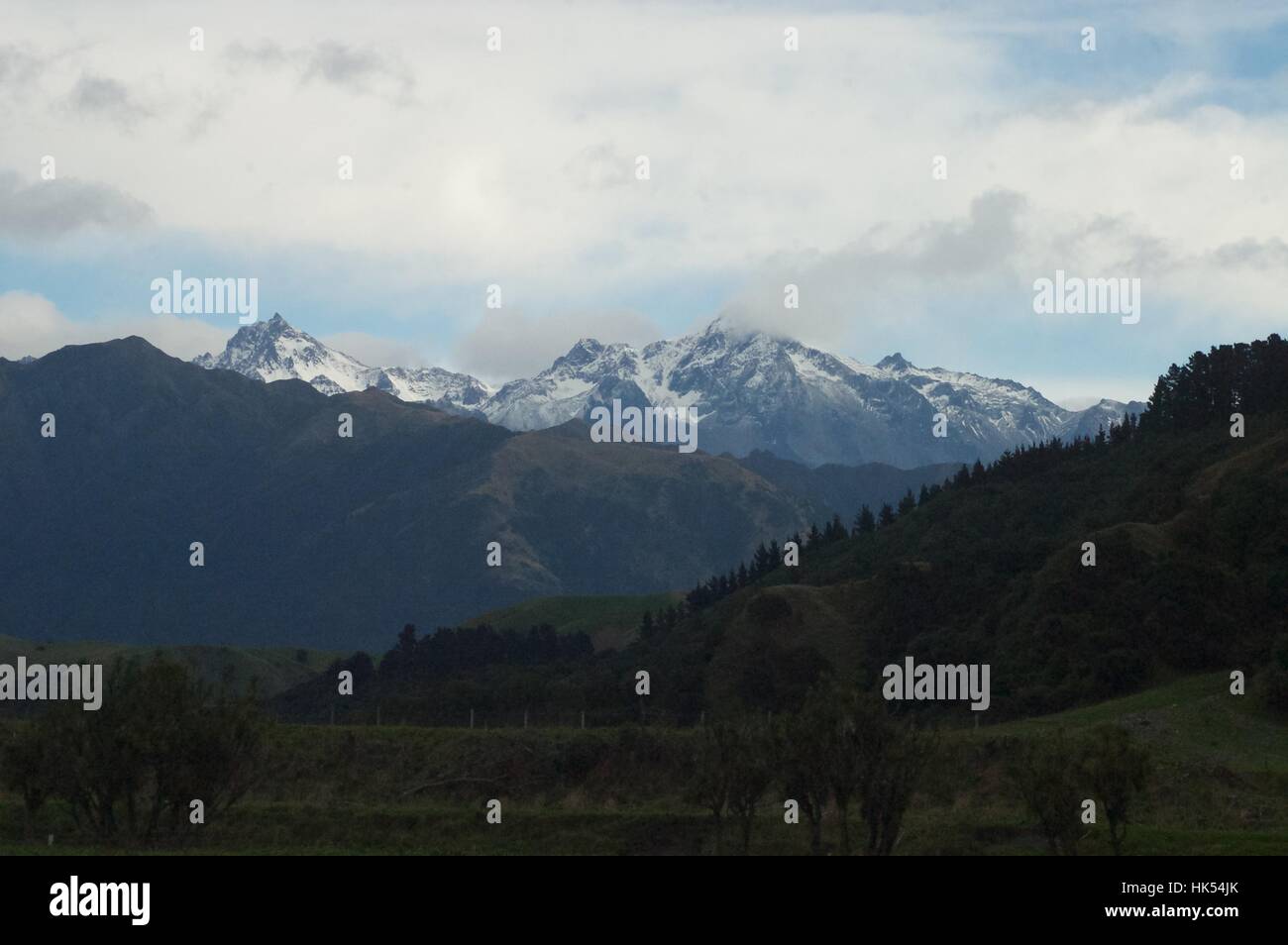 Montagne innevate di Isola del Sud della Nuova Zelanda Foto Stock