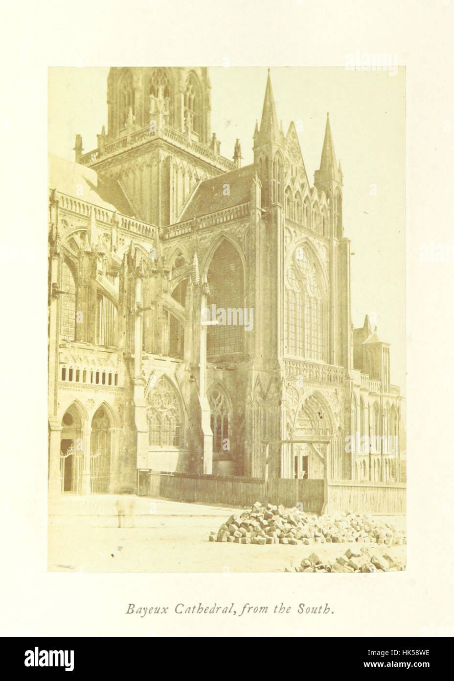 Immagine presa da pagina 142 di "Normandia, la sua architettura gotica e storia: come illustrato da venticinque fotografie da edifici di Rouen, Caen, Mantes, Bayeux e Falaise. Schizzo di un' immagine presa da pagina 142 di "Normandia, il suo stile gotico- Foto Stock