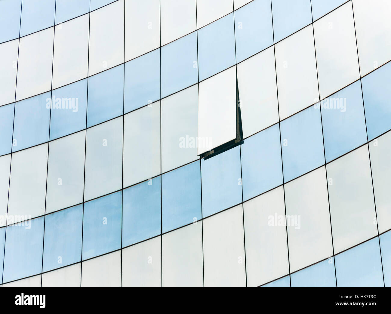 Parte anteriore in vetro sul grattacielo e Kuala Lumpur Foto Stock