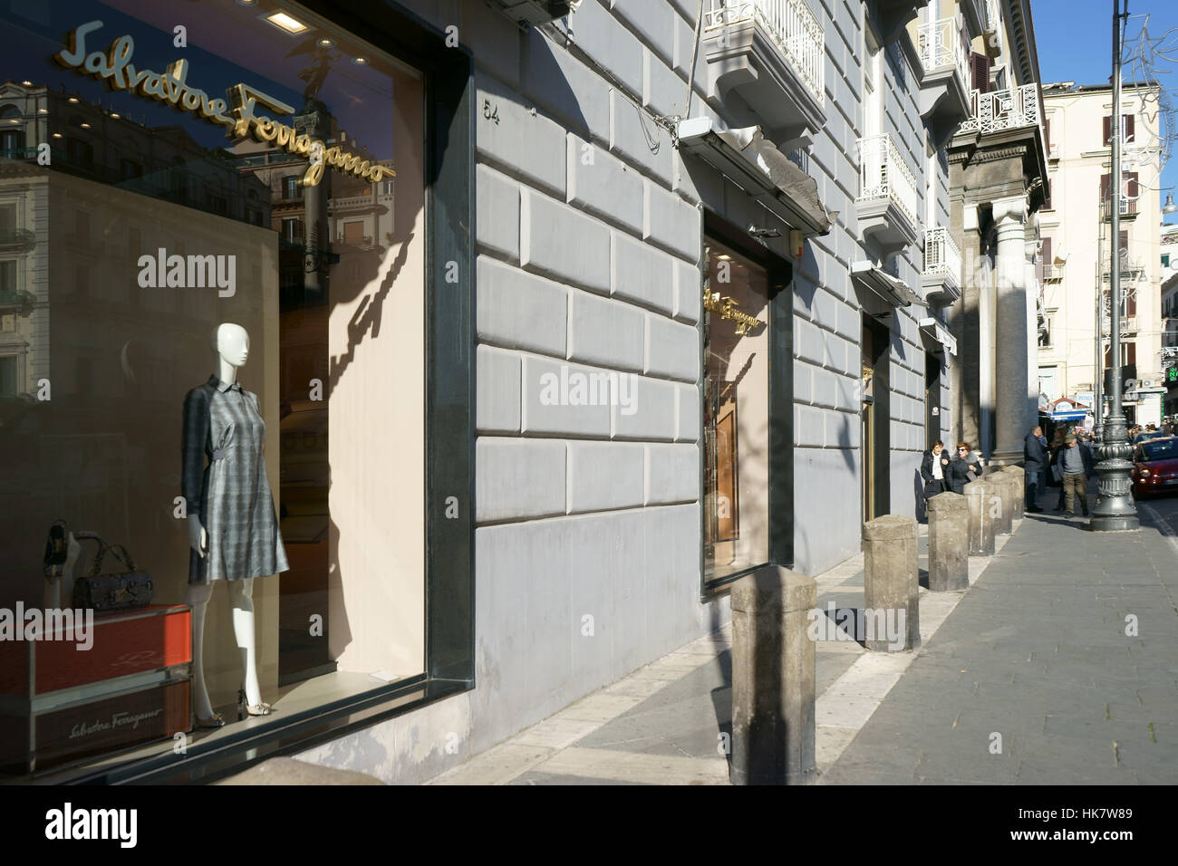 Napoli Italia Salvatore Ferragamo fashion store in piazza dei Martiri Foto stock Alamy