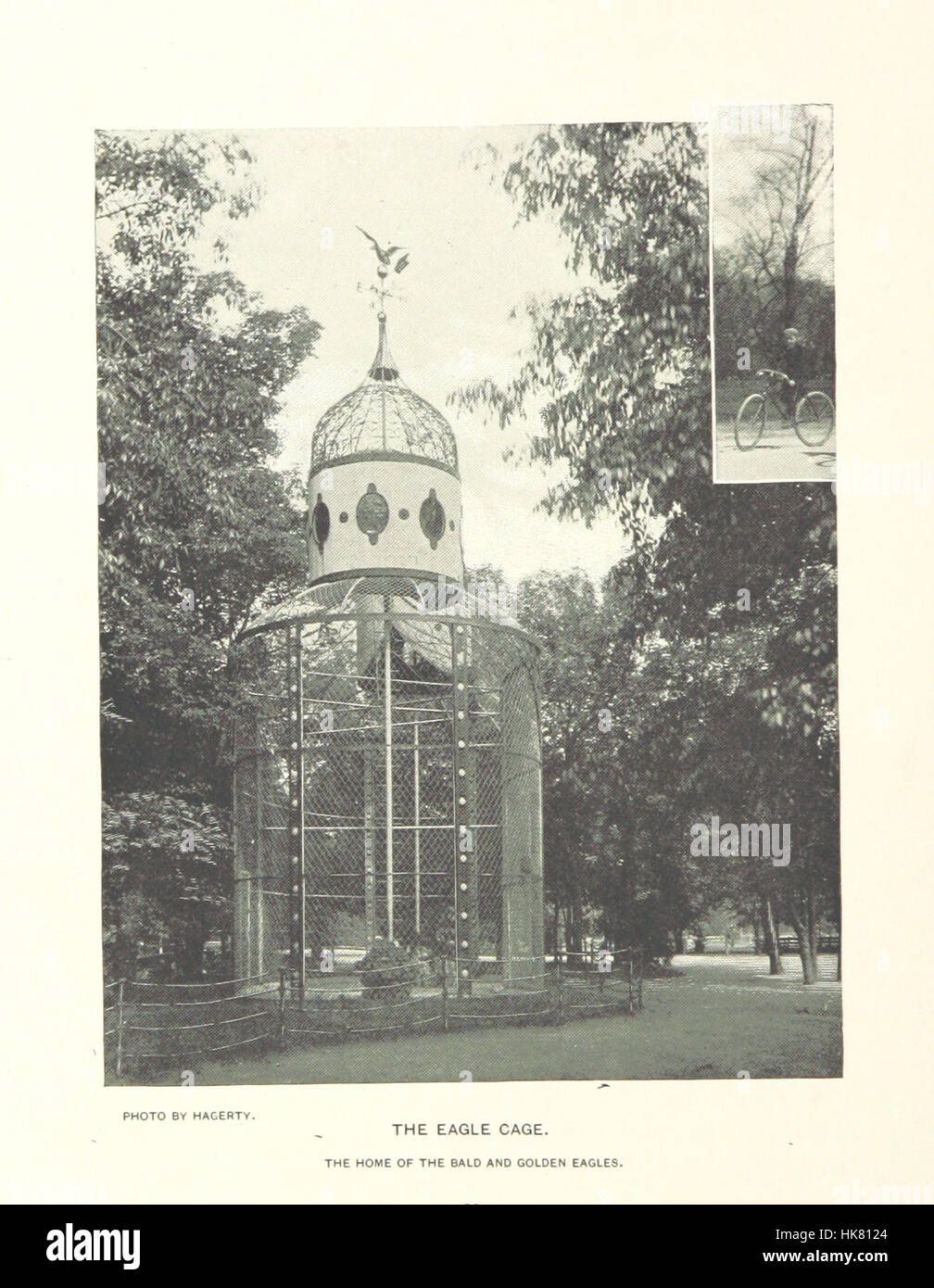 Immagine tratta da pagina 36 di "souvenir di Lincoln Park". Questa immagine illustra le principali attrazioni del parco, mostrando la bellezza panoramica e i monumenti storici notevoli di Lincoln Park. Foto Stock