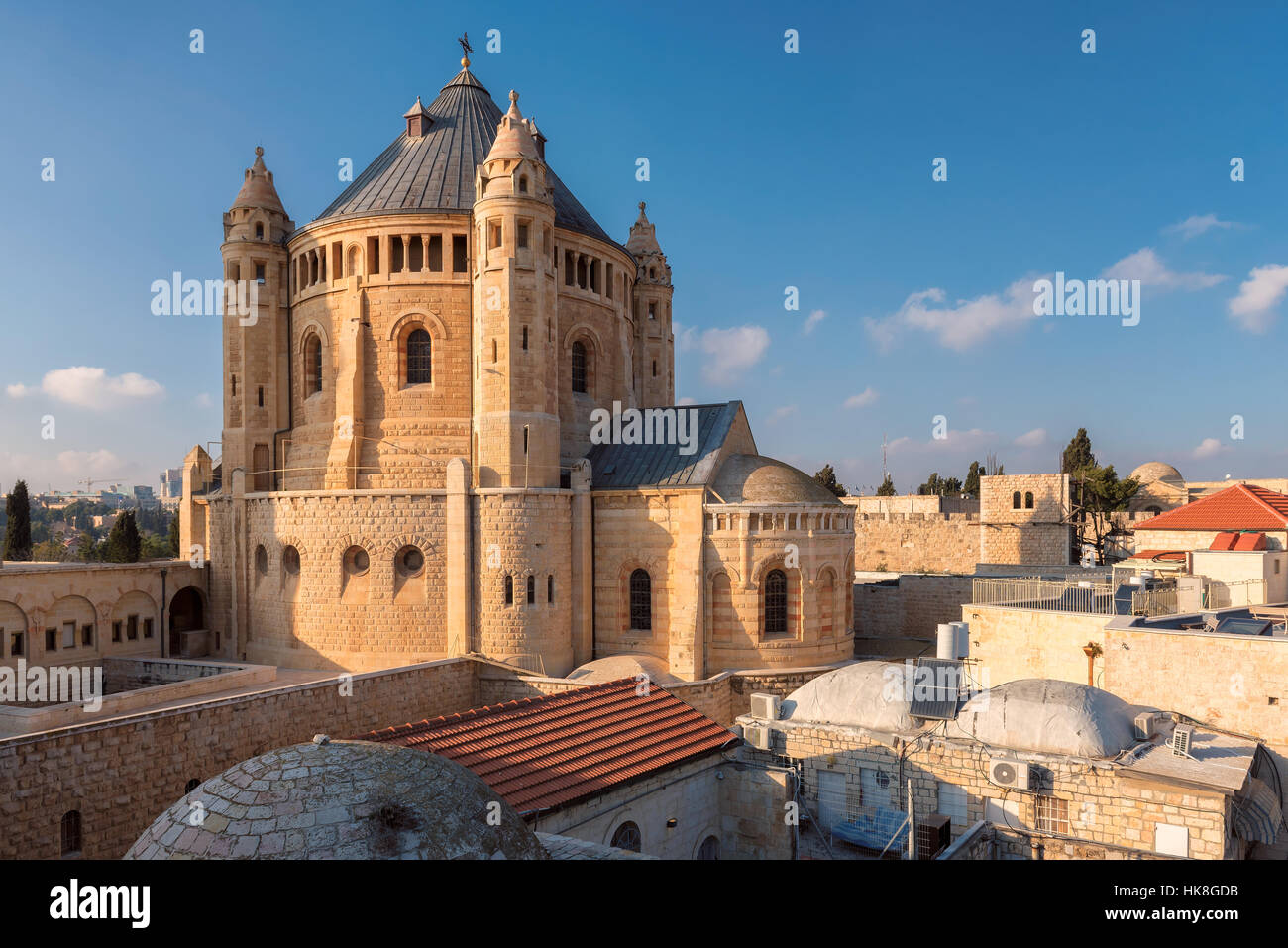 Vecchia chiesa della Dormizione al tramonto. Gerusalemme, Israele Foto Stock