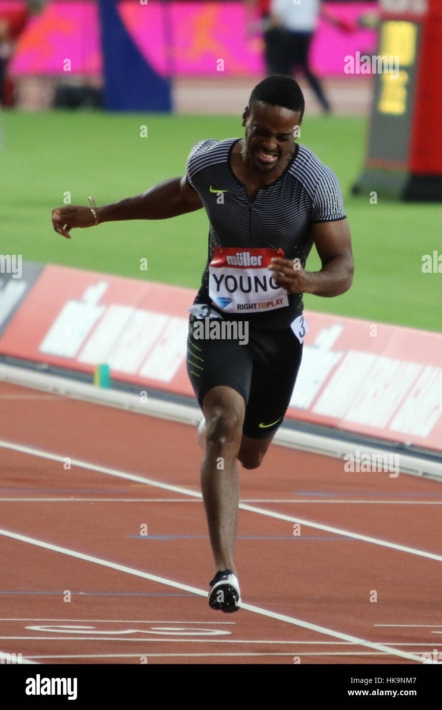 Isiah giovani degli Stati Uniti nella mens 100 metri al 2016 Müller anniversario giochi, London Olympic Stadium, Stratford Foto Stock