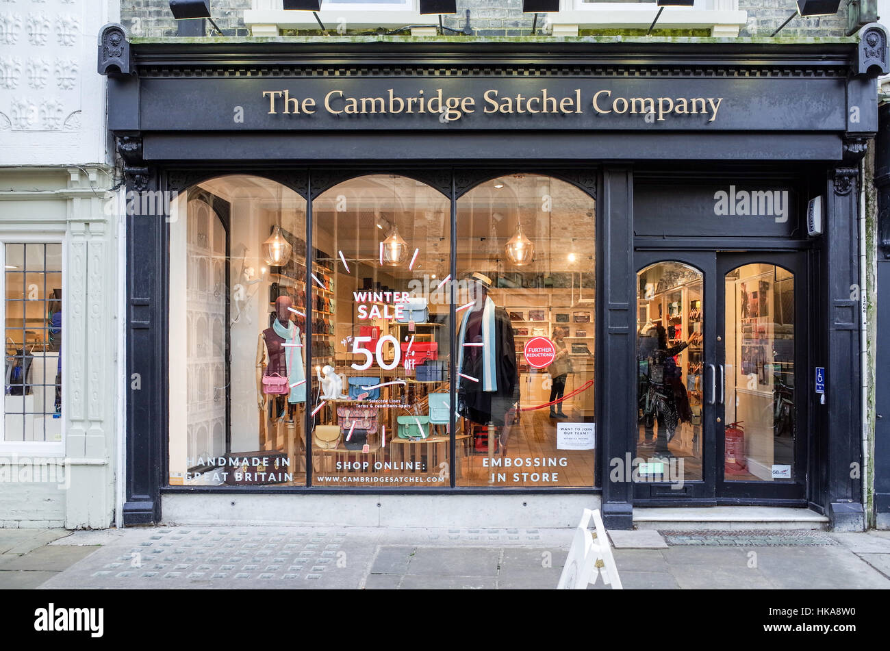 Cambridge sacchetta Azienda - Il negozio di Cambridge del Cambridge sacchetta Azienda nel centro del centro storico della città, British realizzato sacchetta sacchetti. Foto Stock