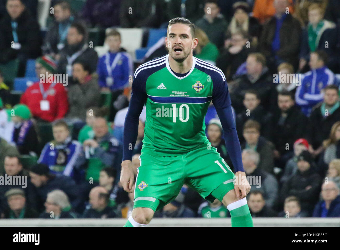Belfast, Irlanda del Nord. Il 15 novembre 2016. International Football Friendly - Irlanda del Nord 0 Croazia 3. In Irlanda del Nord la Kyle Lafferty (10). Foto Stock