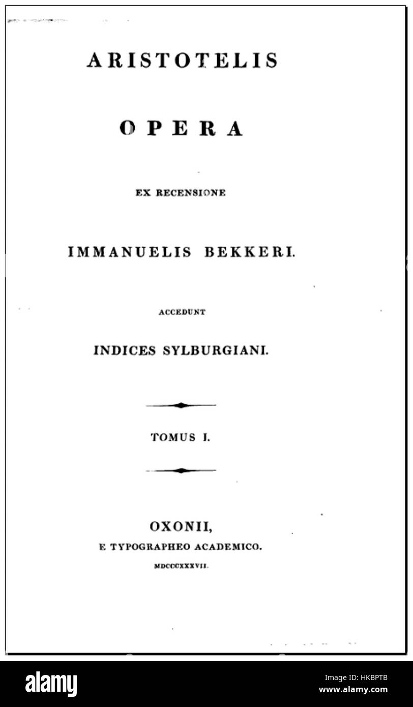 Questa è la copertina dell'"Opera Omnia" di Aristotele, un'opera importante che compila tutti gli scritti di Aristotele. La collezione comprende i suoi vasti contributi alla filosofia, alla scienza e all'etica, fornendo una base per il pensiero occidentale e la storia intellettuale. Foto Stock