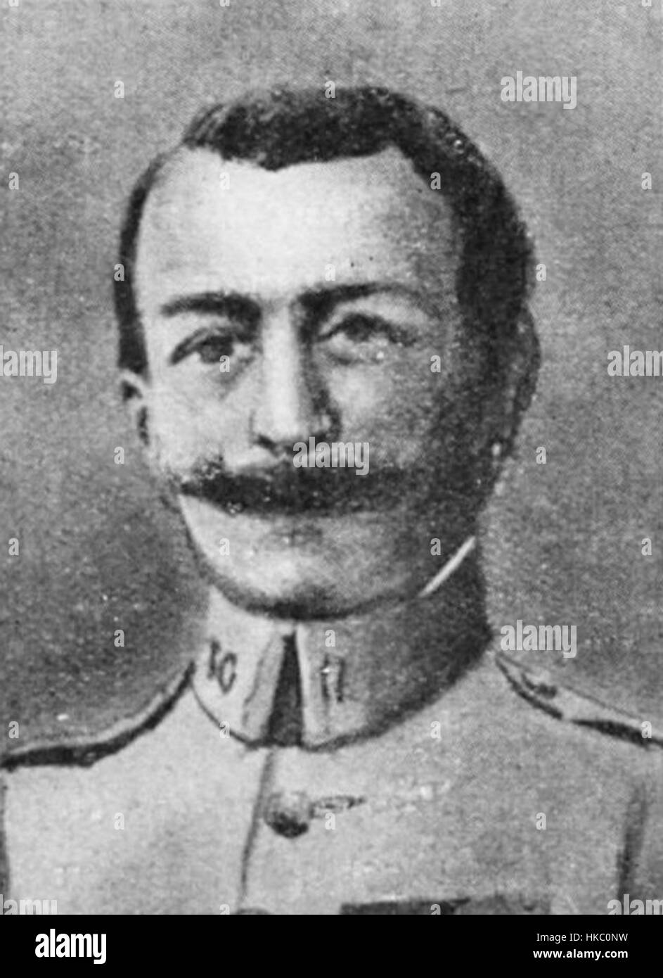 Questo lavoro di Leon Jacques Francois Hudelle presenta tecniche classiche del periodo, dimostrando un approccio dettagliato e sfumato alla ritrattistica. Il dipinto offre un'idea dello stile artistico e della cultura del tempo. Foto Stock