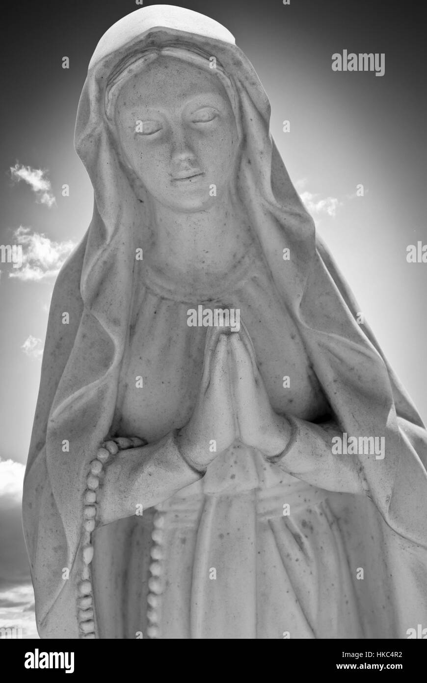 Vergine Maria statua contrassegnati per la rimozione definitiva Foto Stock