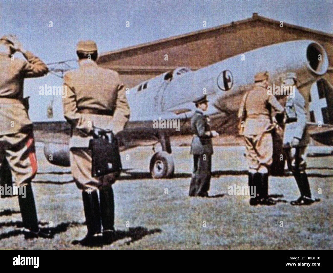 Il Caproni CC 2 è un velivolo italiano del XX secolo progettato per missioni di ricognizione e bombardamento. Il suo design riflette i progressi nella tecnologia aeronautica dell'epoca, sottolineando il suo ruolo nella prima guerra mondiale Foto Stock