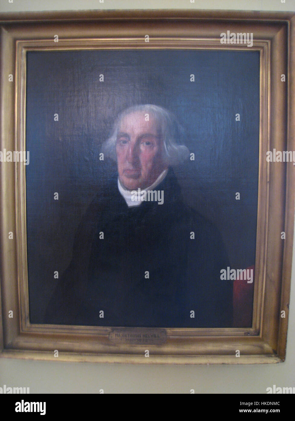 Questo ritratto di Thomas Melvill, dipinto da Francis Alexander, fu creato tra il 1826 e il 1828. È ospitato presso l'Old State House Museum di Boston, Massachusetts. Il dipinto cattura Melvill, una figura di spicco nella prima storia americana, con particolare attenzione alle sue raffinate caratteristiche e ai suoi abiti d'epoca. Foto Stock