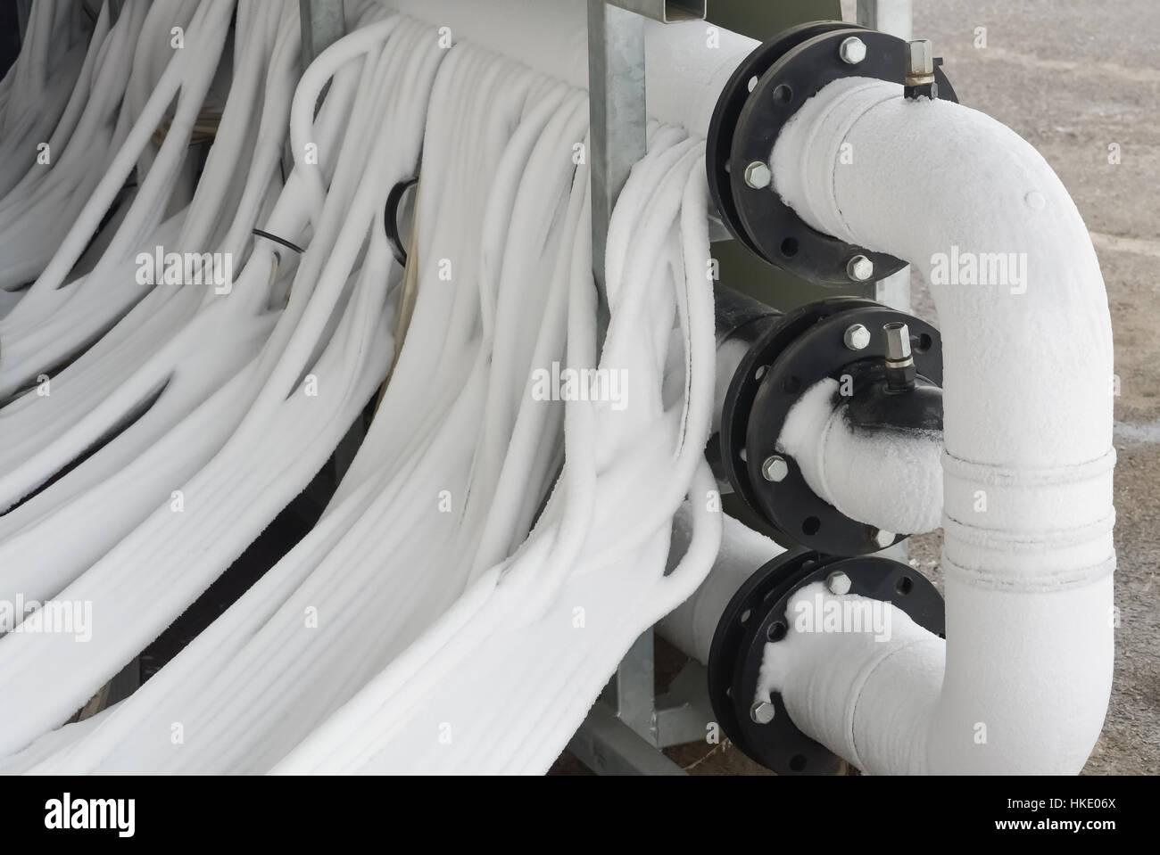 I tubi si congelano immagini e fotografie stock ad alta risoluzione - Alamy
