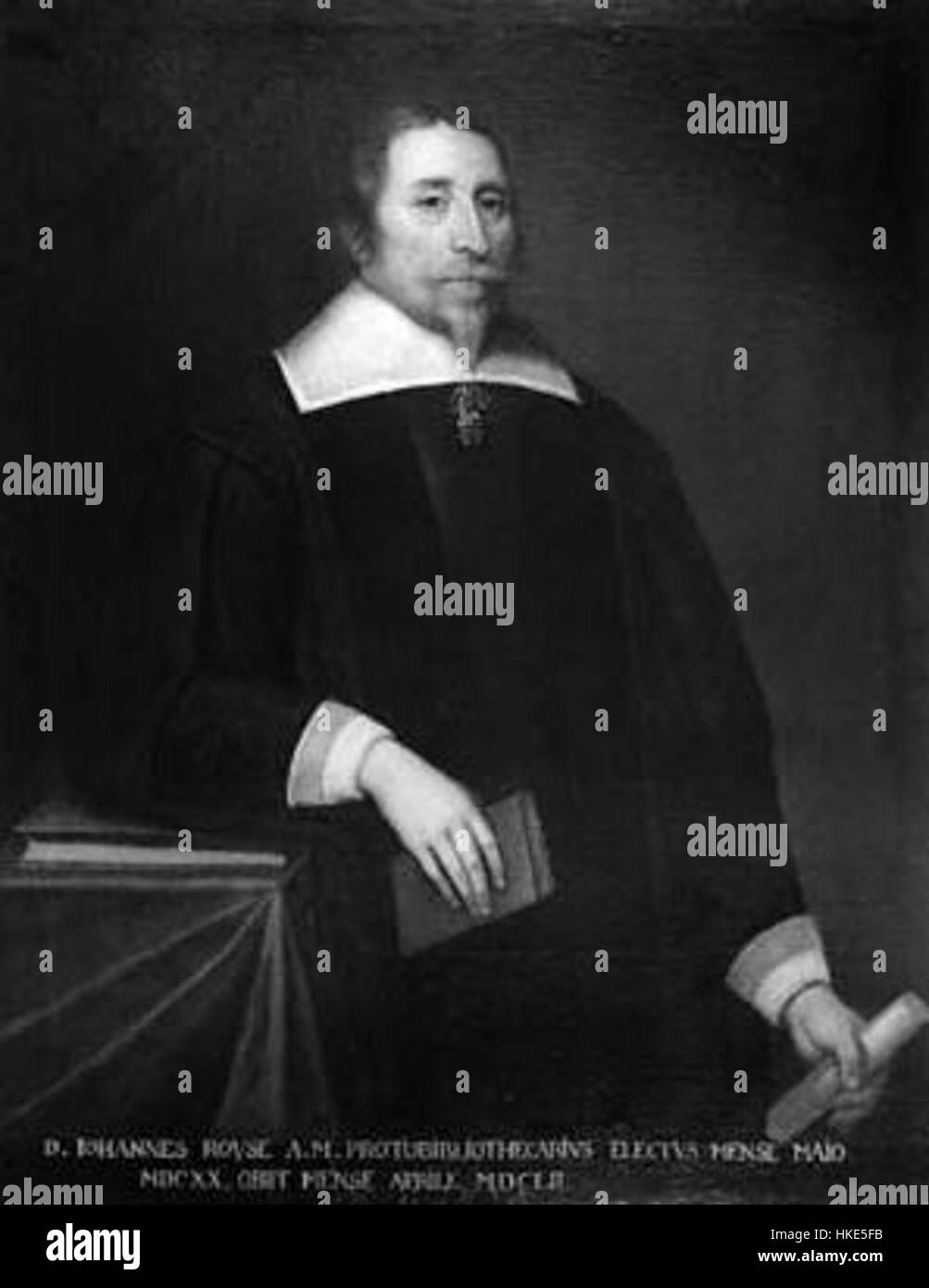 Questo ritratto raffigura John Rouse, un bibliotecario il cui lavoro ha contribuito alla conservazione e all'accessibilità della conoscenza. Il dipinto onora la sua dedizione al campo della bibliotecaria e della storia intellettuale. Foto Stock