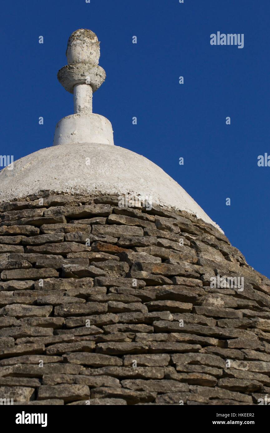 Trullio tetto di pietra in Puglia Italia Foto Stock