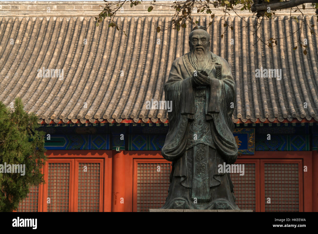 Statua di Confucio, Tempio di Confucio a Pechino, Repubblica Popolare di Cina e Asia Foto Stock