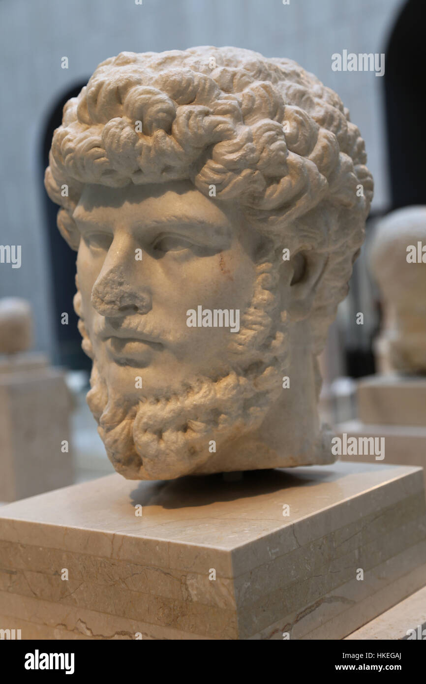 Lucius Verus (130-169). Imperatore romano da 161-169. Dinastia Nerva-Antonine. Busto, 161-169. Calvi (Cales, Italia) Foto Stock