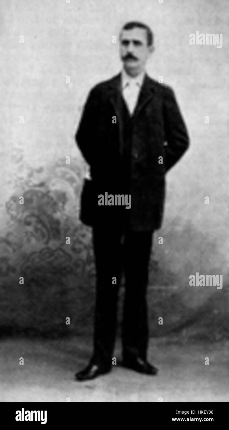 Il ritratto a figura intera di William Hope Harvey cattura la figura di spicco nel suo abbigliamento professionale, riflettendo il suo ruolo nelle questioni politiche ed economiche. Il ritratto evidenzia il suo stato sociale e la sua influenza durante il suo tempo. Foto Stock