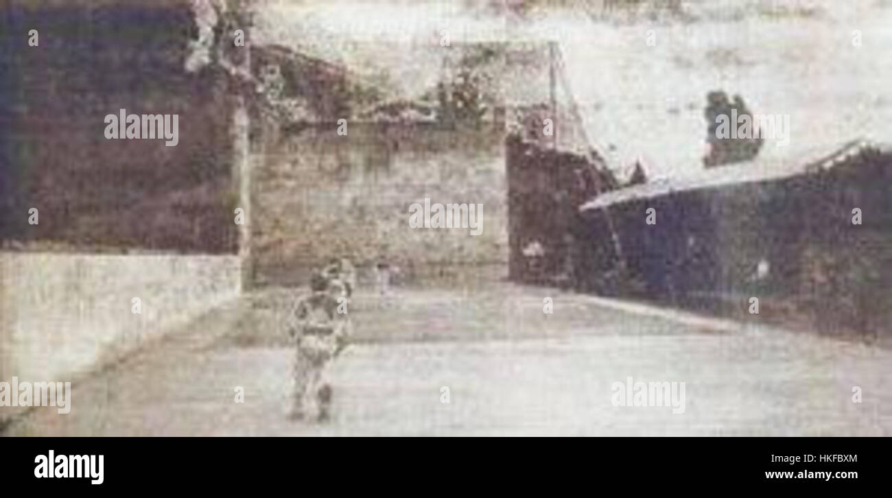 Questa opera raffigura lo sport del Pelote Basque, che è stato presentato alle Olimpiadi di Parigi del 1900. Cattura l'azione del gioco e riflette il significato storico di questo sport nella storia olimpica. Foto Stock