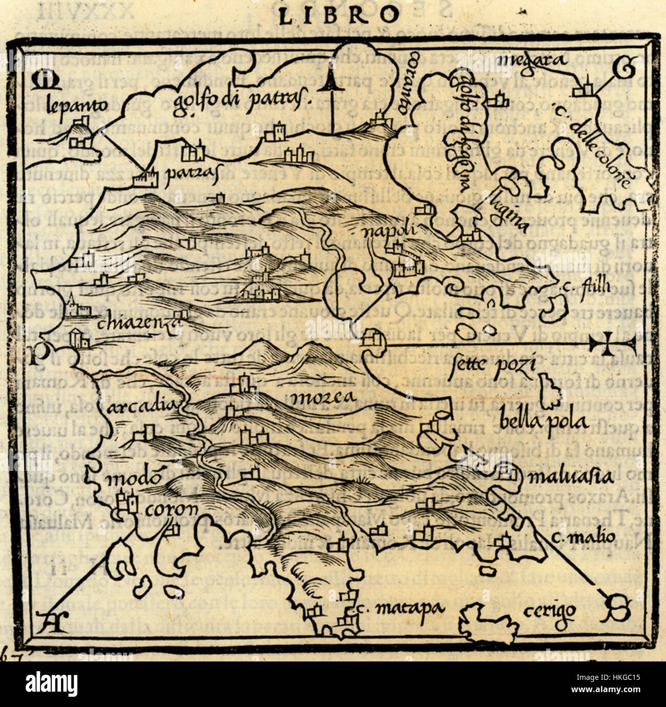 Questa mappa del 1547 di Benedetto Bordone raffigura la regione del Peloponneso in Grecia, mostrando le sue caratteristiche geografiche e i luoghi significativi durante il periodo rinascimentale. Foto Stock