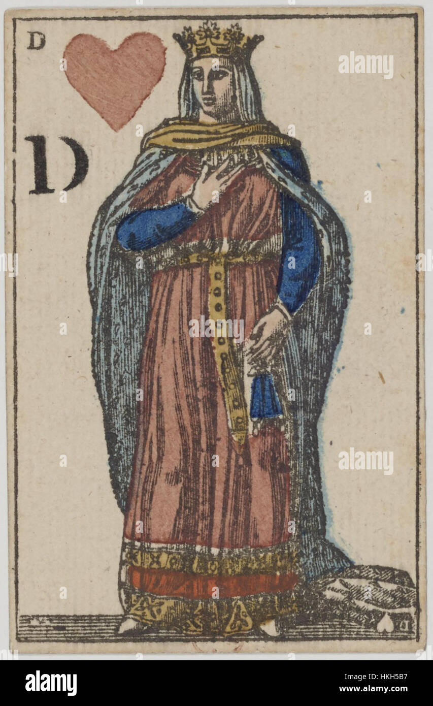 Questa carta di un mazzo del primo Impero francese del 1810 presenta la Regina di cuori. Noto per il suo design elegante e dettagliato, il ponte mostra l'opulenza e le preferenze stilistiche dell'era napoleonica. Foto Stock