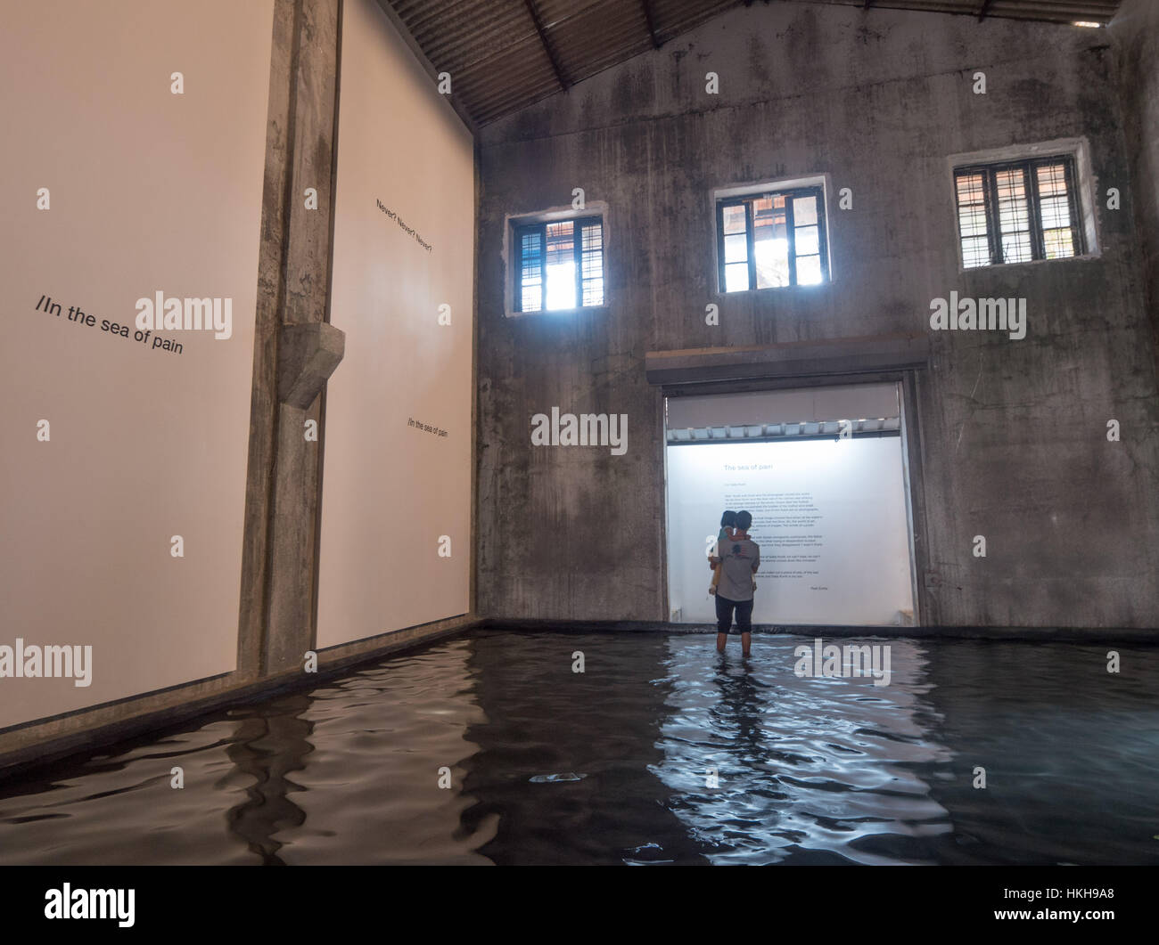 Il mare di dolore da Raul Zurita Aspinwall casa a Kochi-Muziris Biennale in India Foto Stock