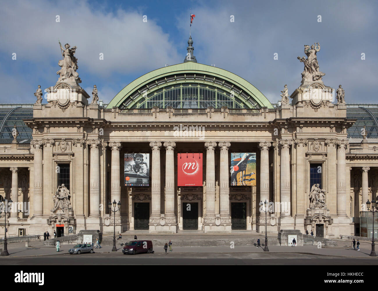 Grand Palais progettato in stile Belle Arti in Avenue des Champs Elysees di Parigi, Francia. Foto Stock