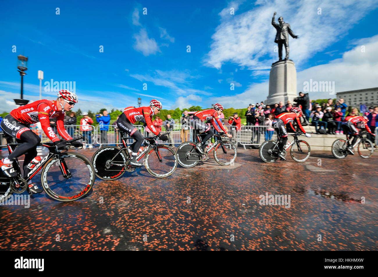 Belfast, Irlanda del Nord. 9 Maggio 2014 - Giro d'Italia sessione di pratica: Lotto Belisol (Francia) Foto Stock