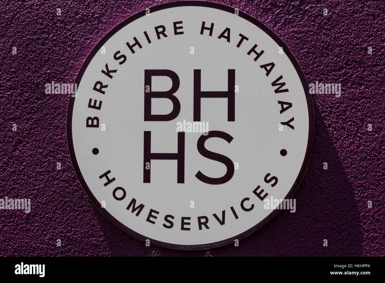 Muncie - Circa Agosto 2016: Berkshire Hathaway HomeServices segno. HomeServices è una filiale della Berkshire Hathaway energia II Foto Stock