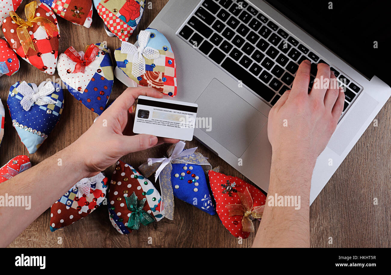 Ordinazione online regalo per San Valentino con carta di credito Foto Stock