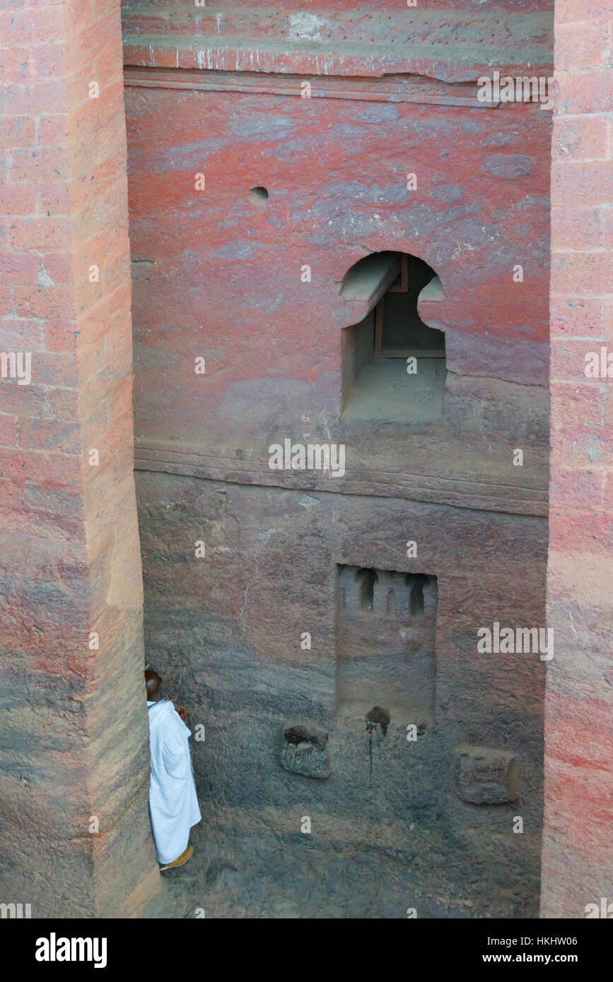 Biete Medhani Alem (Casa del Salvatore del mondo), una roccia scavate chiesa di Lalibela (Patrimonio Mondiale dell'UNESCO), Etiopia Foto Stock