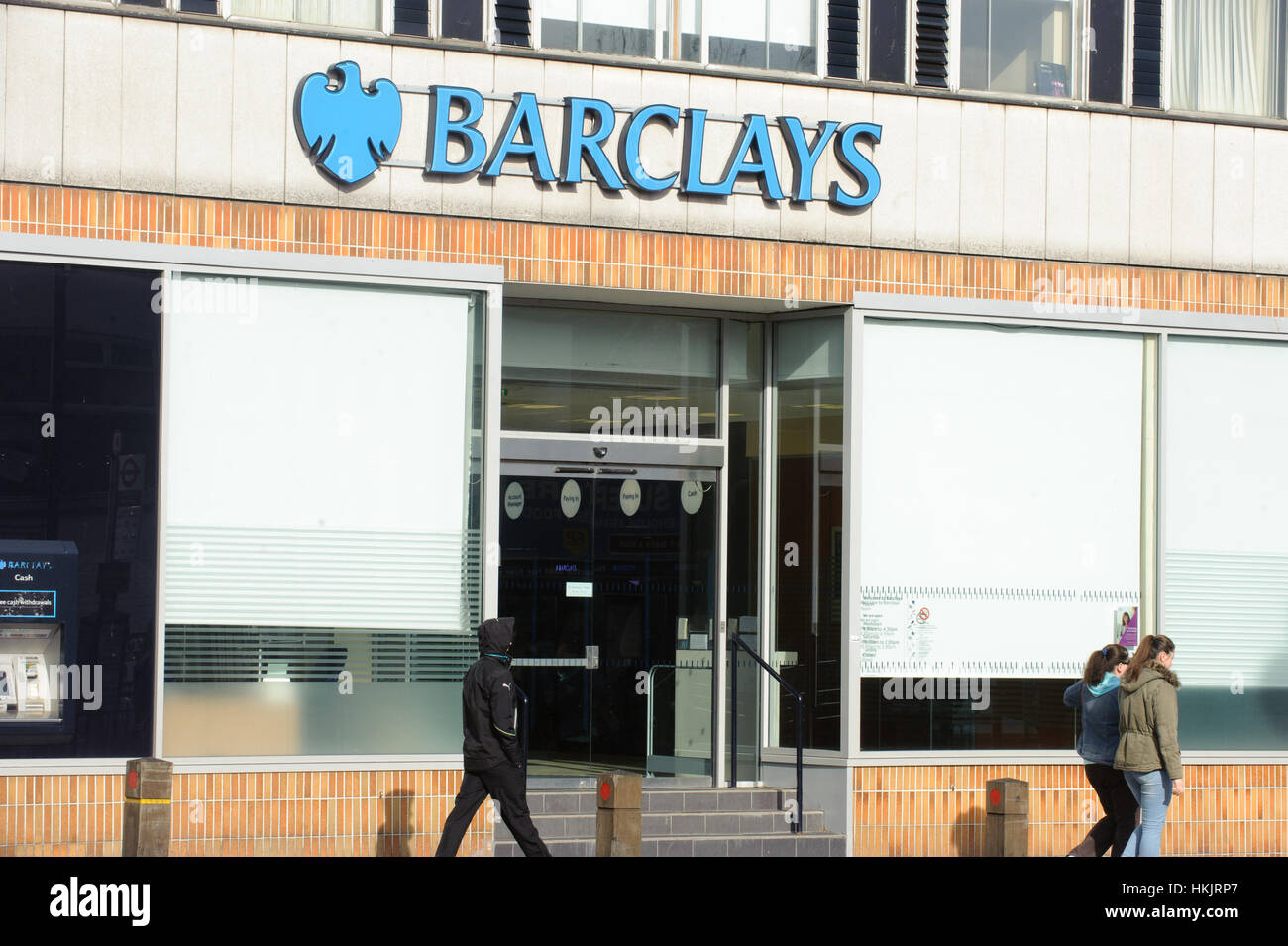 High Street Branch di Barclays Bank, Hayes, Middlesex, Regno Unito. Foto Stock