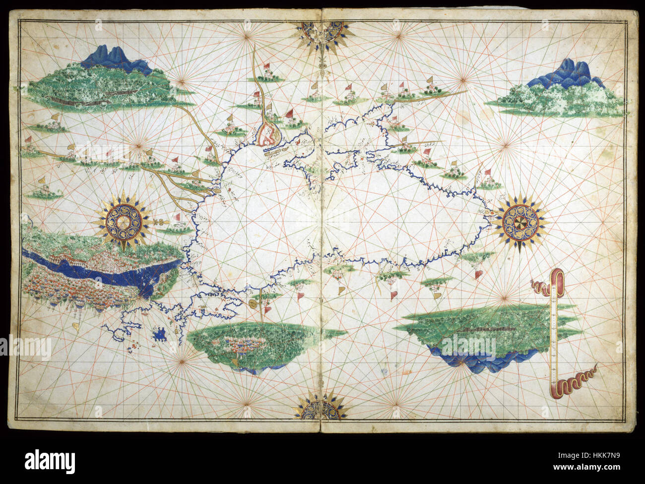 Questa mappa portolana turca del XVI secolo mostra il Mar Nero e le regioni circostanti, evidenziando la conoscenza marittima turca e l'esplorazione del tempo. Offre informazioni sulla navigazione e la cartografia precoci. Foto Stock
