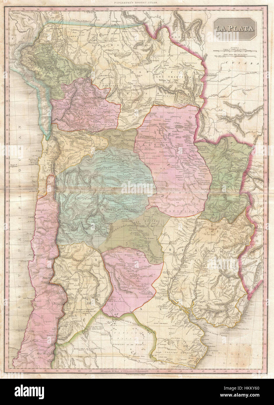 Questa mappa di Pinkerton del 1818 offre uno sguardo dettagliato alla regione meridionale del Sud America, tra cui Argentina, Cile e Bolivia. La mappa evidenzia la geografia, i confini e gli insediamenti dell'epoca, fornendo informazioni sulla geografia sudamericana dei primi anni del XIX secolo. Foto Stock