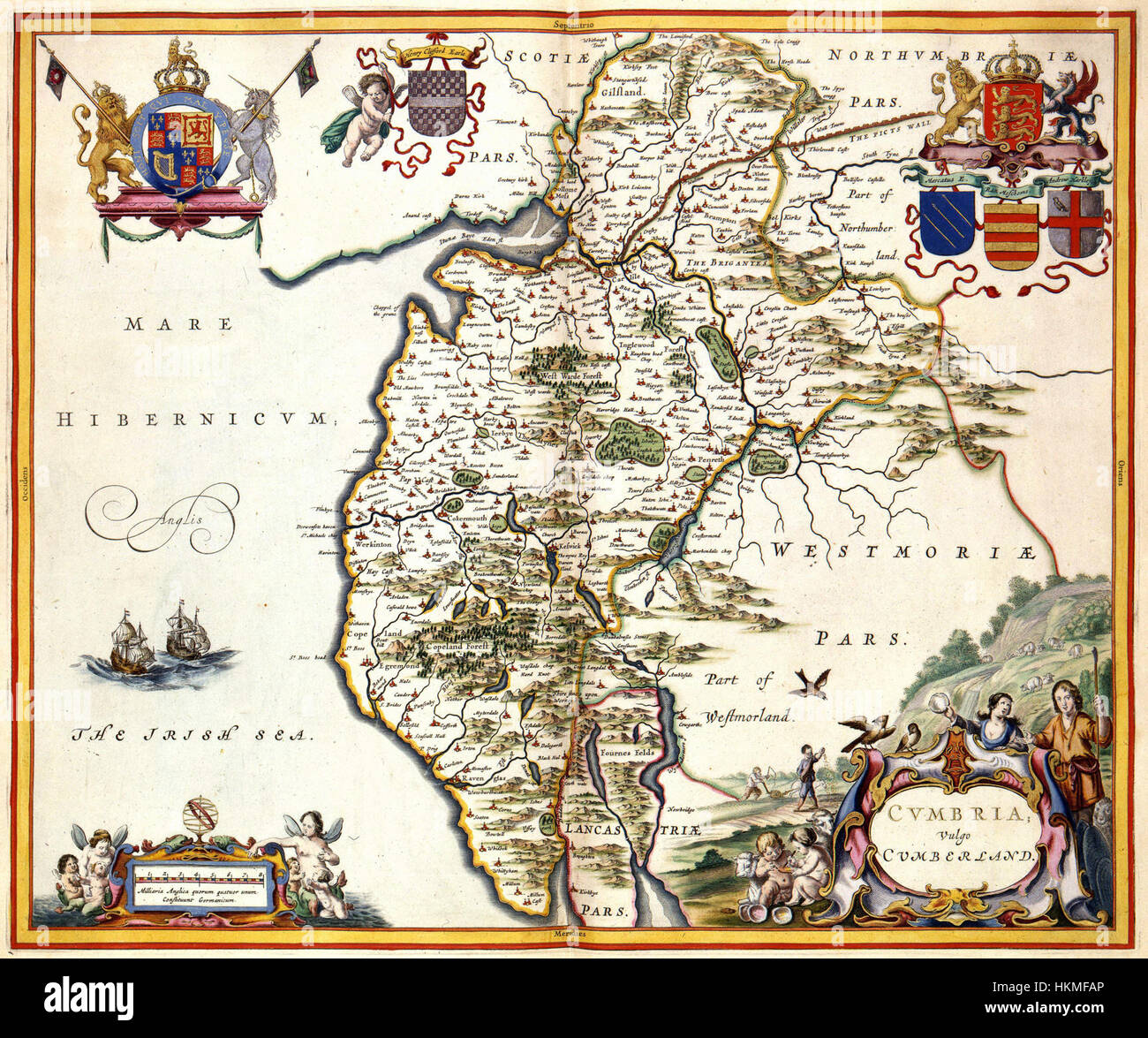 La mappa intitolata "Atlas Van der Hagen-KW1049B11 036-CVMBRIA" rappresenta la regione storica del Cumberland, nota anche come Cumbria. Questa mappa dettagliata di un atlante del XVIII secolo offre informazioni sulla geografia dell'Inghilterra settentrionale. Foto Stock