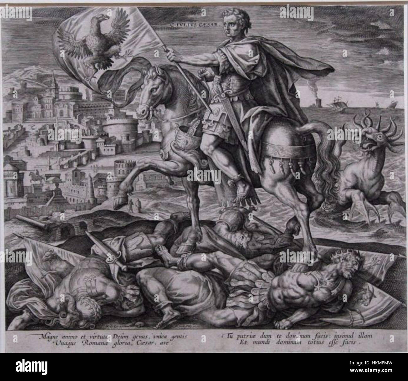 Un'incisione di Adriaen Collaert raffigurante Giulio Cesare. Questo bell'esempio di incisione rinascimentale mette in risalto il lavoro di linea dettagliato e la rappresentazione storica. Foto Stock