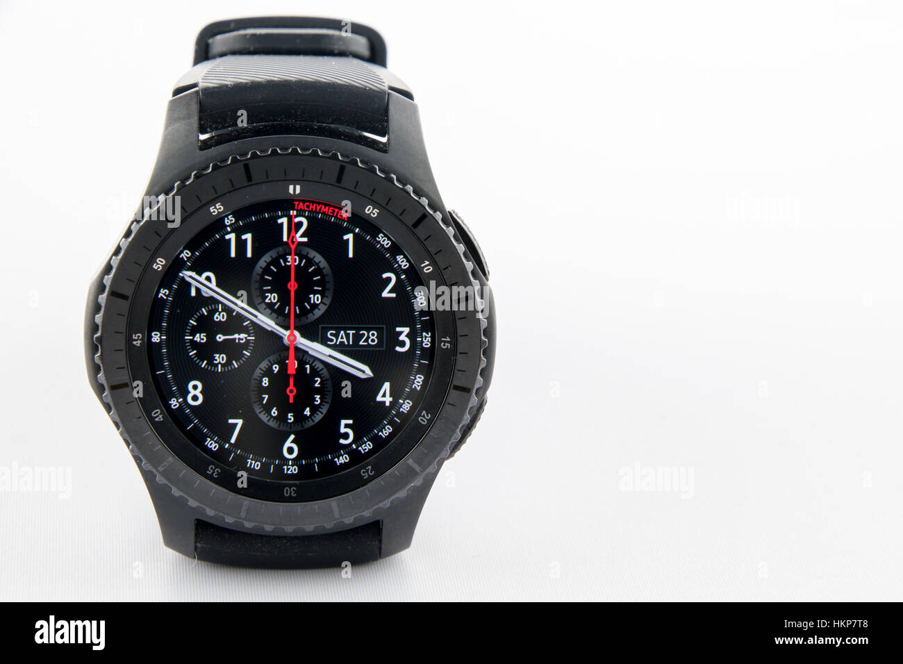 CHESTER, Regno Unito - 28 Gennaio 2017: Ingranaggio Samsung S3 smartwatch con copyspace a destra. Foto Stock