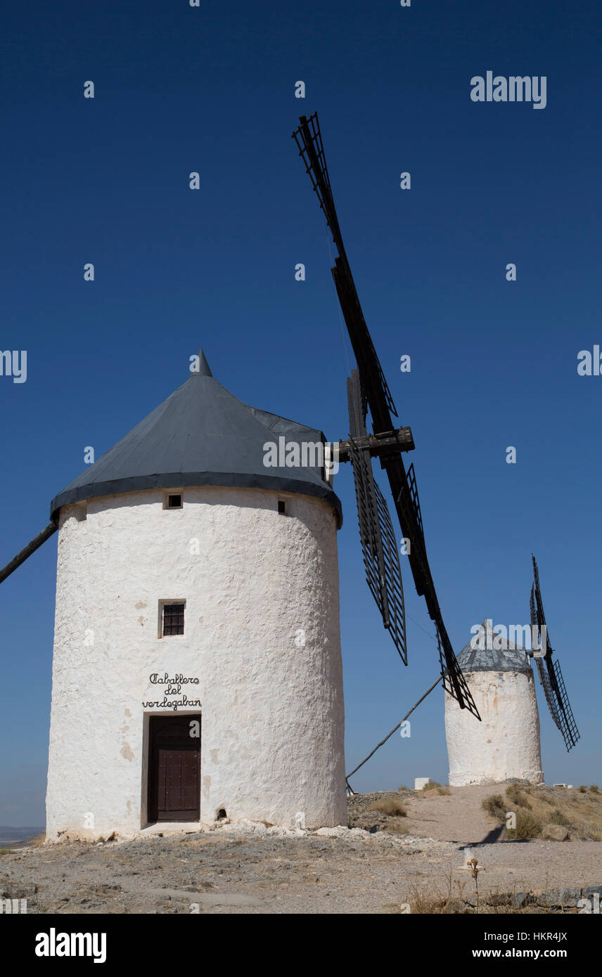 Mulini a vento, Consuegra, Castilla la Mancha, in Spagna Foto Stock