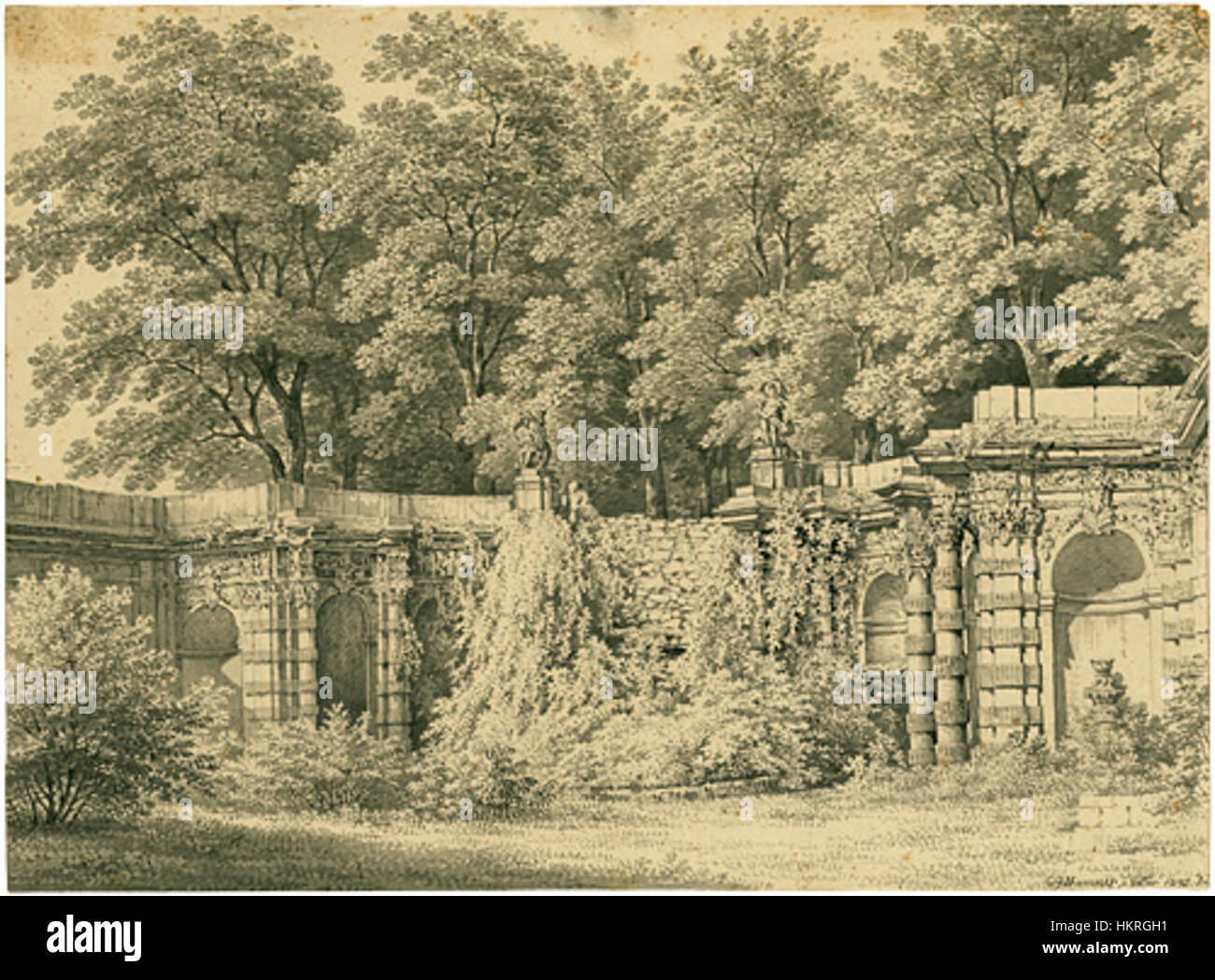 Il dipinto del 1845 di Christian Gottlob Hammer 'Dresdner Nymphenbad' raffigura una scena serena e classica di ninfe in un bagno, circondato da un'architettura neoclassica. Il pezzo è un bell'esempio di romanticismo del XIX secolo. Foto Stock