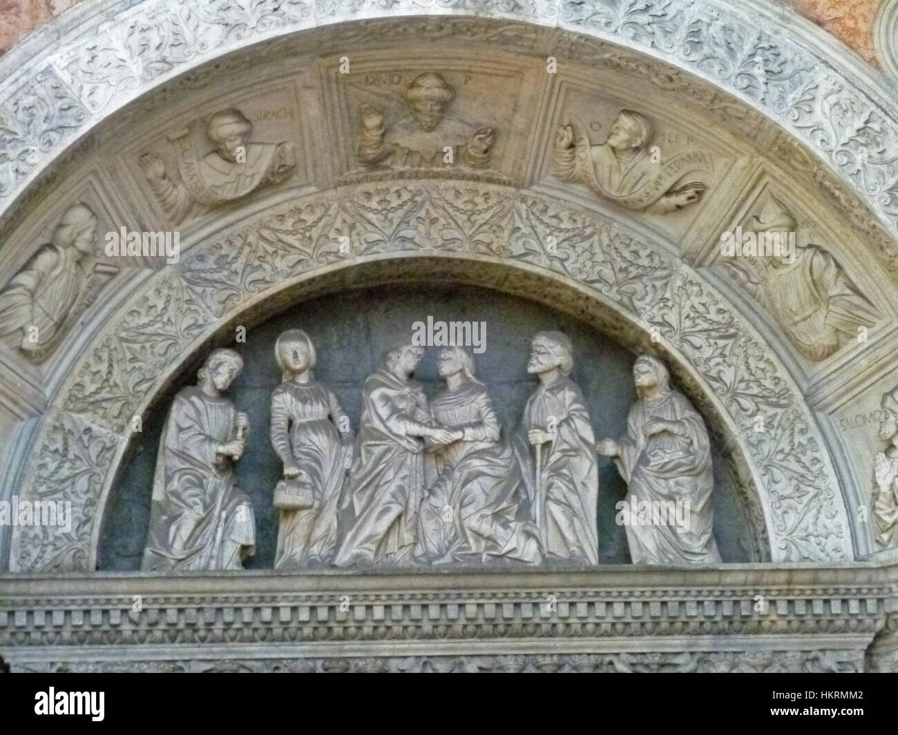 Il *Como 125 bis* è un velivolo italiano dei primi del XX secolo, progettato come aereo da ricognizione e osservazione. Faceva parte dello sviluppo dell'aviazione italiana durante la prima guerra mondiale, fornendo informazioni aeree vitali per i militari durante il conflitto. Foto Stock