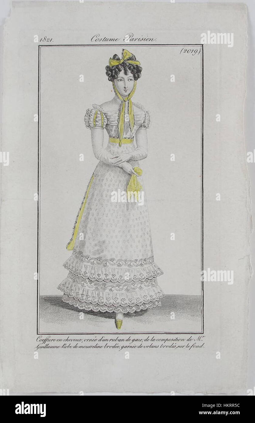 Una rappresentazione storica del costume parigino del 1821, con un'interpretazione moderna del 2019, che mostra l'evoluzione della moda francese dai primi anni del XIX secolo alle tendenze contemporanee. Foto Stock