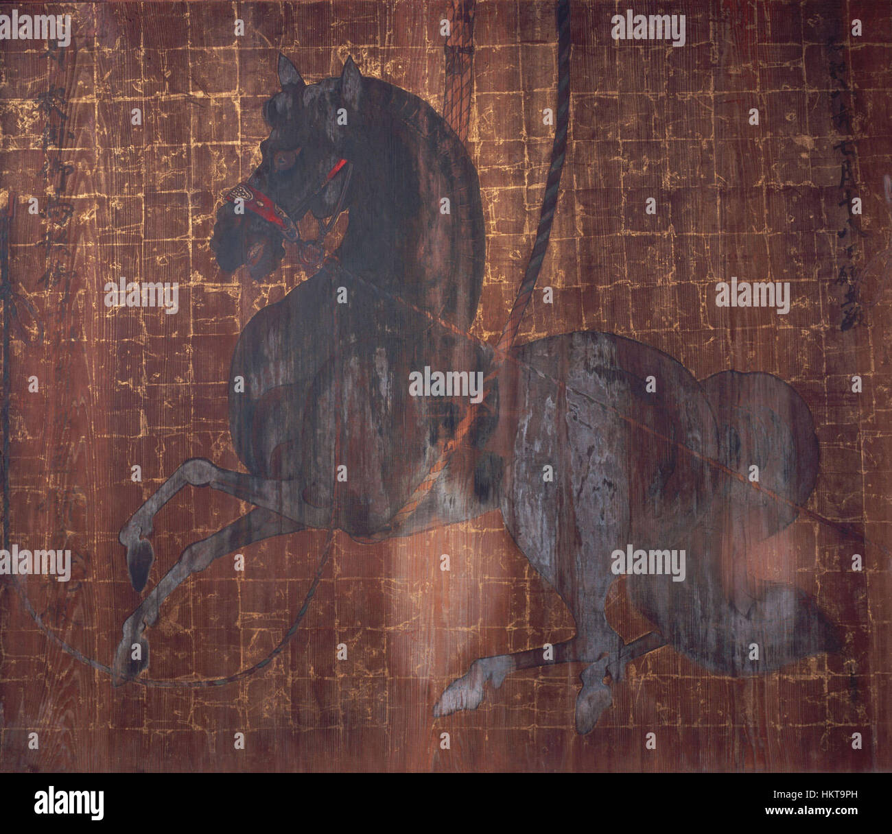 "EMA da Angoji" è un dipinto tradizionale che ritrae una figura di Nanto, in Giappone, che mostra abbigliamento regionale e aspetti culturali. L'opera d'arte enfatizza l'arte locale e rappresenta il patrimonio culturale attraverso un design dettagliato e tecniche di pittura tradizionali. Foto Stock