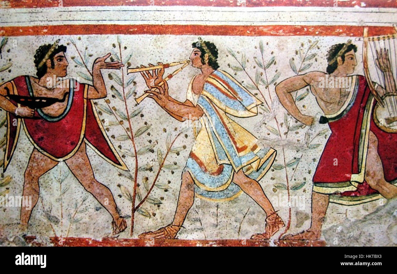 Questo dipinto etrusco è un esempio di arte antica italiana, che riflette la cultura e le preferenze estetiche della civiltà etrusca. L'opera presenta in genere soggetti religiosi o mitologici, mostrando lo stile unico di questa antica società attraverso colori vivaci e figure dettagliate. Foto Stock