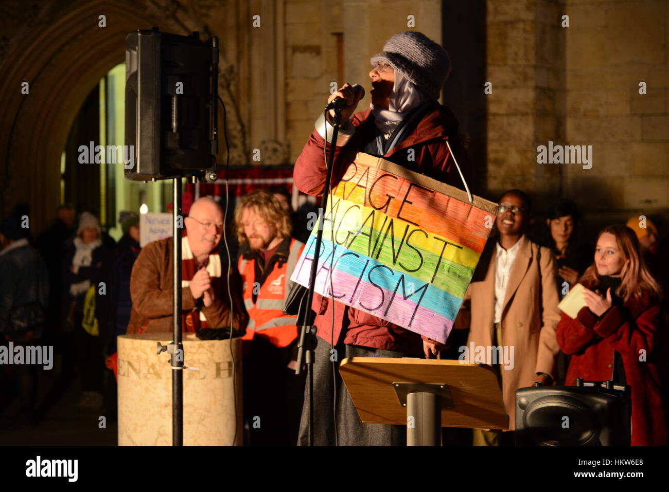 Cambridge, Regno Unito. 30 gen, 2017. I manifestanti in Cambridge, Inghilterra, dimostrando contro Donald Trump's 'Mdivieto uslim' - 30 gennaio 2017 Credit: Oliver Kealey/Alamy Live News Foto Stock