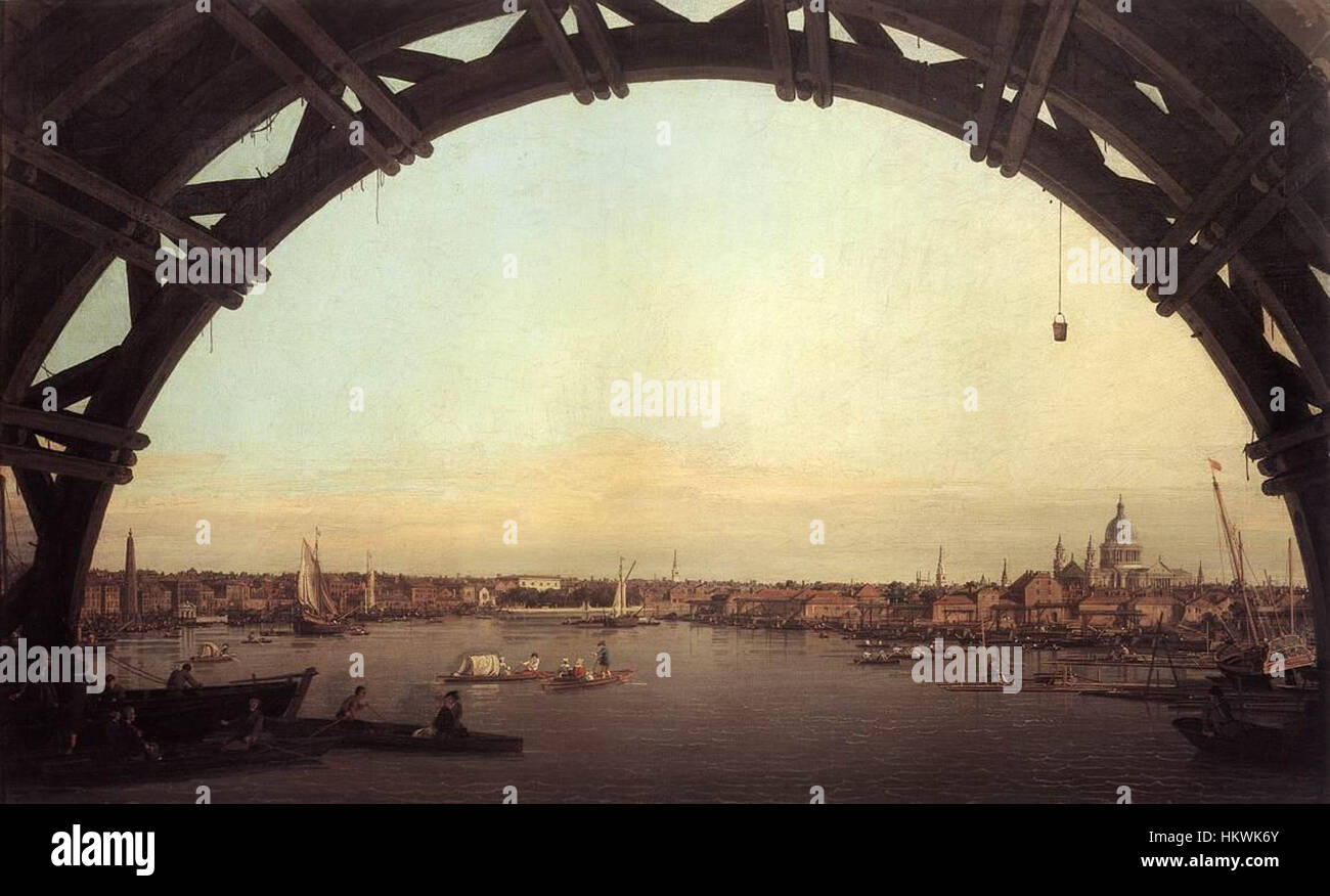 Questo dipinto di Giovanni Antonio Canal, noto anche come Canaletto, offre una vista di Londra attraverso un arco del Westminster Bridge. Canaletto era famoso per i suoi paesaggi urbani dettagliati, e questo pezzo mette in evidenza la sua abilità nel catturare i paesaggi urbani. Foto Stock