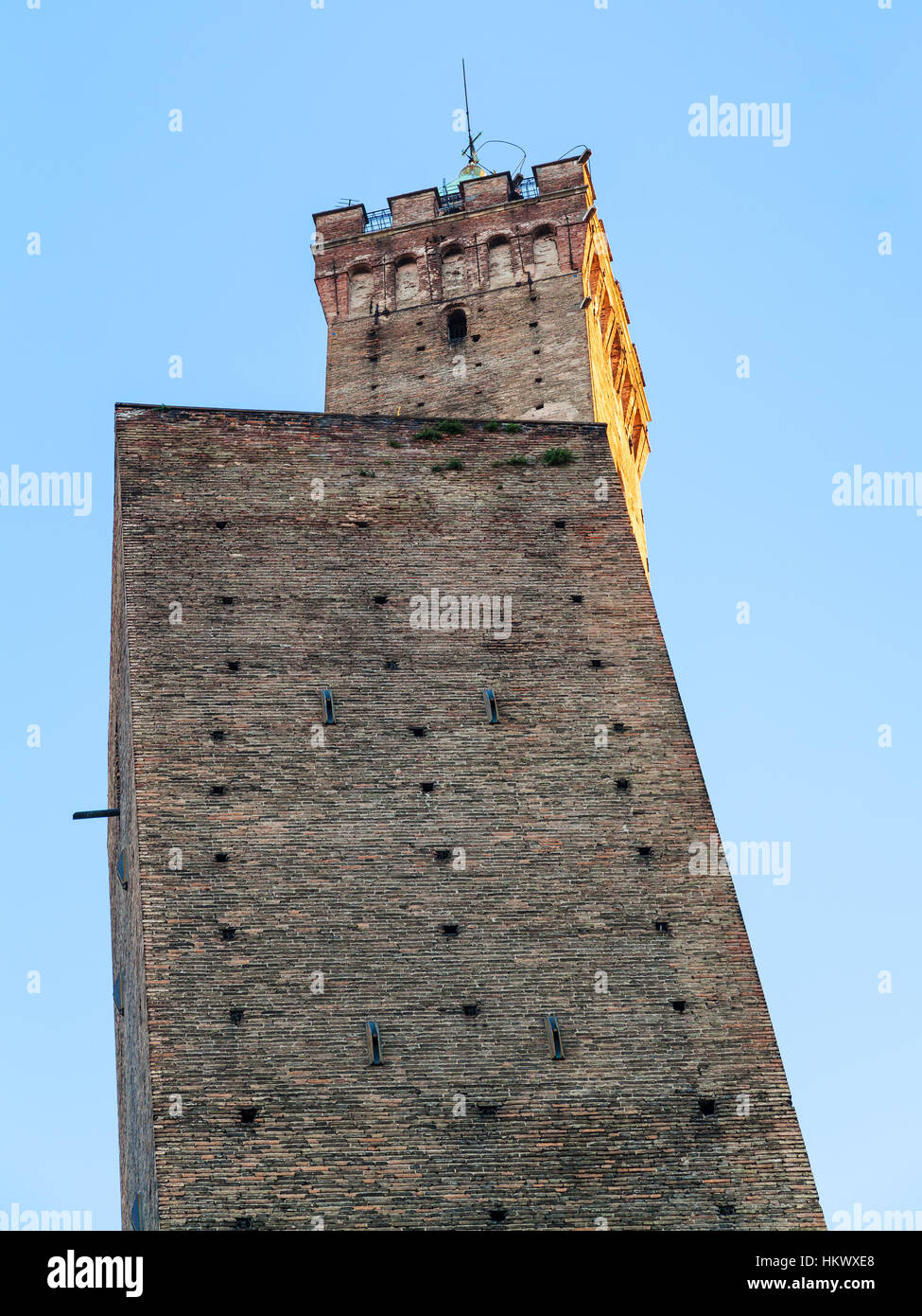 Viaggiare in Italia - Due Torri (Due Torri simbolo della città di Bologna Foto Stock
