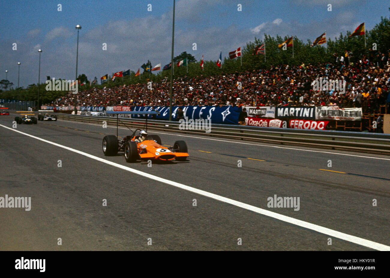 1969 Denny Hulme Neozelandese McLaren M7C 2a Parco di Montjuich GP di Spagna Spagna Foto Stock