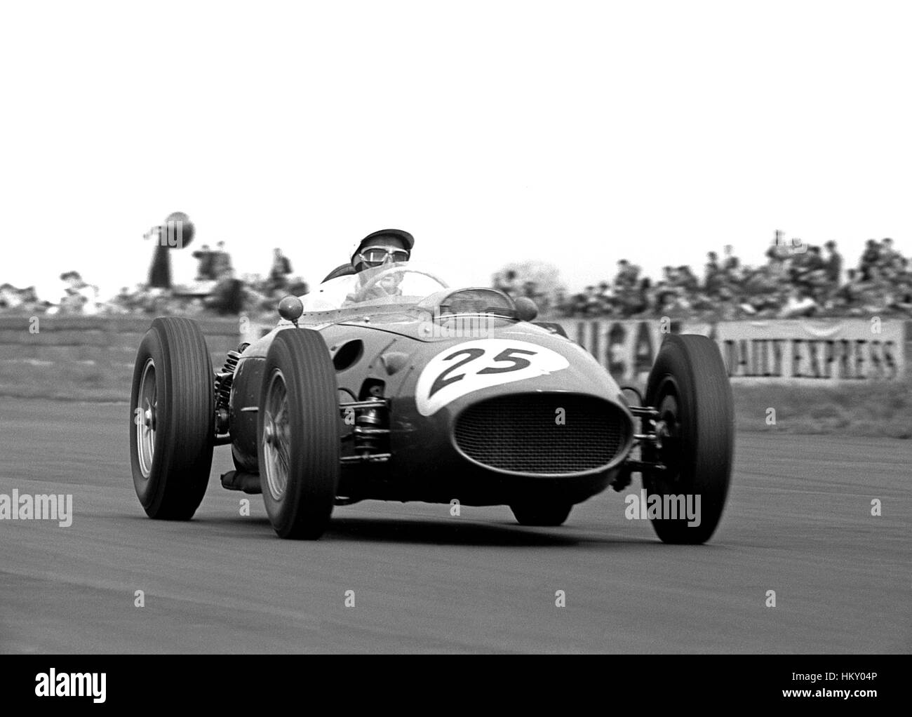 1960 Phil Hill noi Ferrari 246 Dino Silverstone GP di Gran Bretagna : 7 GG Foto Stock
