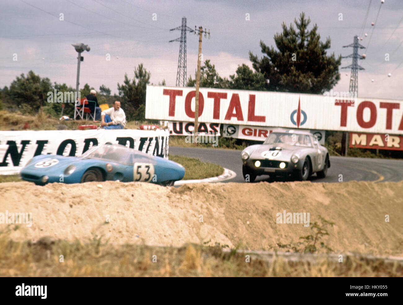 1961 DB Panhard n. 53 XVIII e Teddy Pilette belga di Ferrari 250 GT 6 GG Foto Stock
