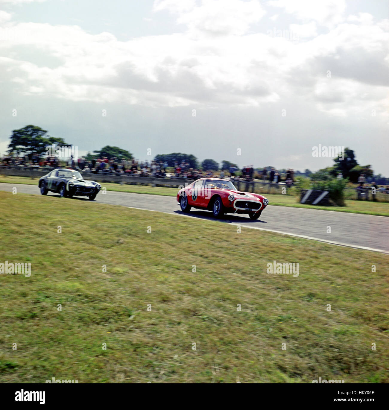 1961 Mike Parkes GB e Stirling Moss GB Ferrari 250GTs 2a e 1a Goodwood Tourist Trophy GG Foto Stock