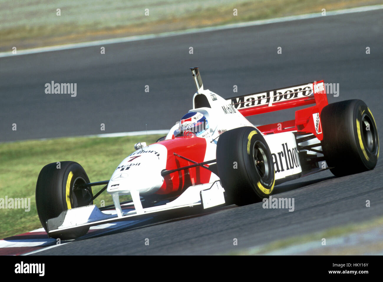 1996 Mika Hakkinen finlandese della McLaren MP4/11B Suzuka GP del Giappone 3 FL Foto Stock